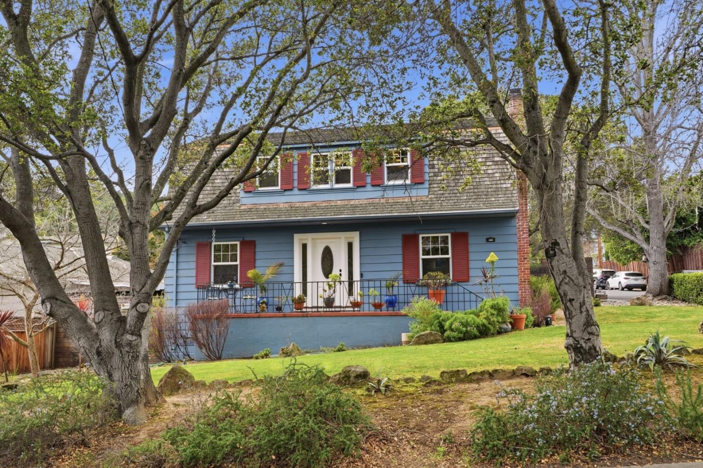 2001 Sharon Avenue, Belmont, CA, 94002