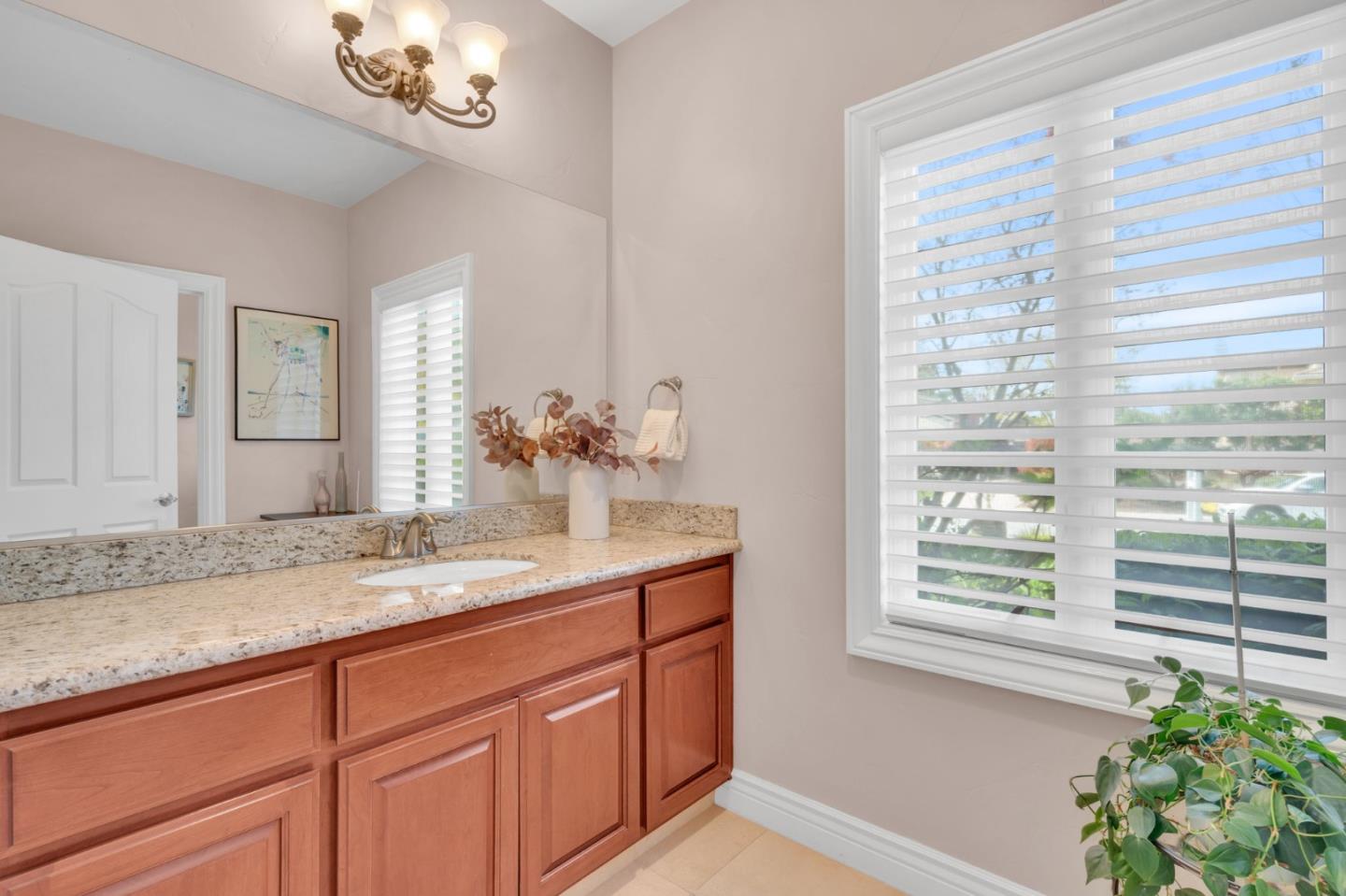 Detail Gallery Image 11 of 122 For 1850 Kickapoo Ct, Morgan Hill,  CA 95037 - 5 Beds | 5 Baths