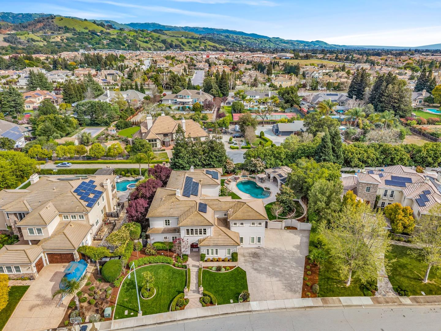 Detail Gallery Image 119 of 122 For 1850 Kickapoo Ct, Morgan Hill,  CA 95037 - 5 Beds | 5 Baths