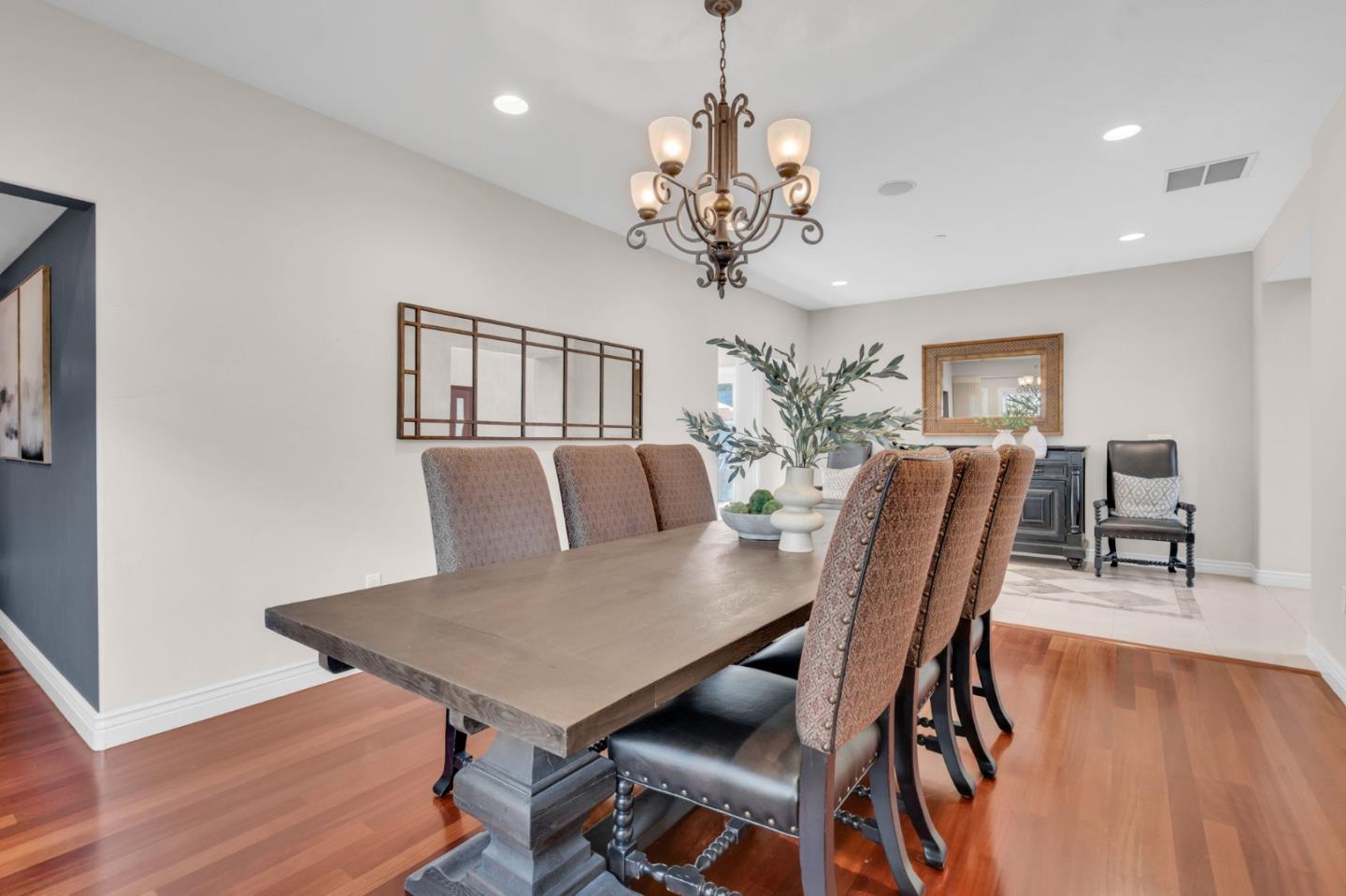 Detail Gallery Image 17 of 122 For 1850 Kickapoo Ct, Morgan Hill,  CA 95037 - 5 Beds | 5 Baths