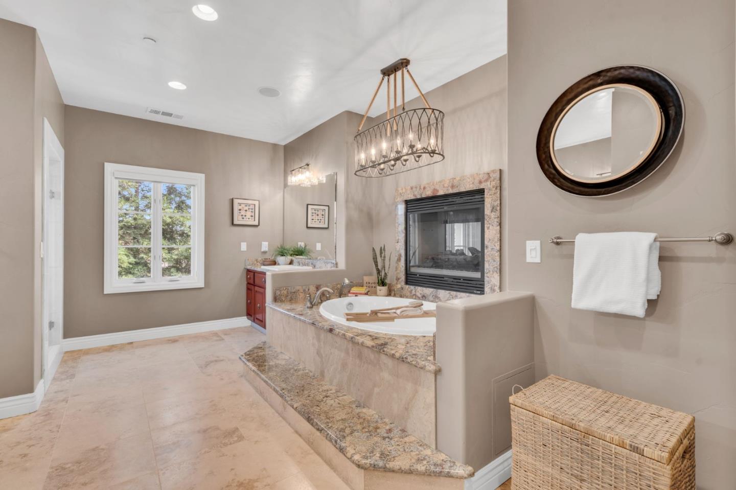 Detail Gallery Image 65 of 122 For 1850 Kickapoo Ct, Morgan Hill,  CA 95037 - 5 Beds | 5 Baths