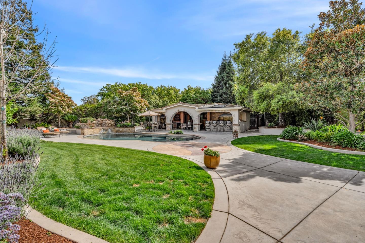 Detail Gallery Image 68 of 122 For 1850 Kickapoo Ct, Morgan Hill,  CA 95037 - 5 Beds | 5 Baths