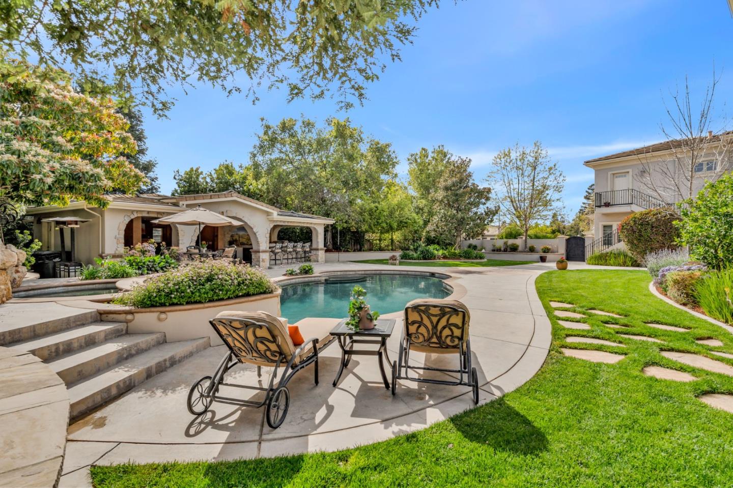 Detail Gallery Image 94 of 122 For 1850 Kickapoo Ct, Morgan Hill,  CA 95037 - 5 Beds | 5 Baths