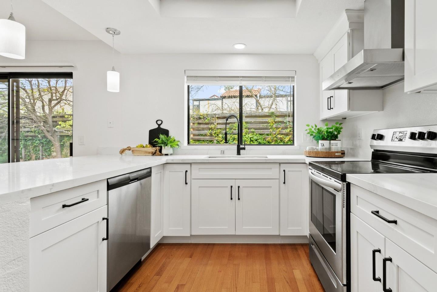 Detail Gallery Image 15 of 48 For 7242 Sharon Dr, San Jose,  CA 95129 - 3 Beds | 2 Baths