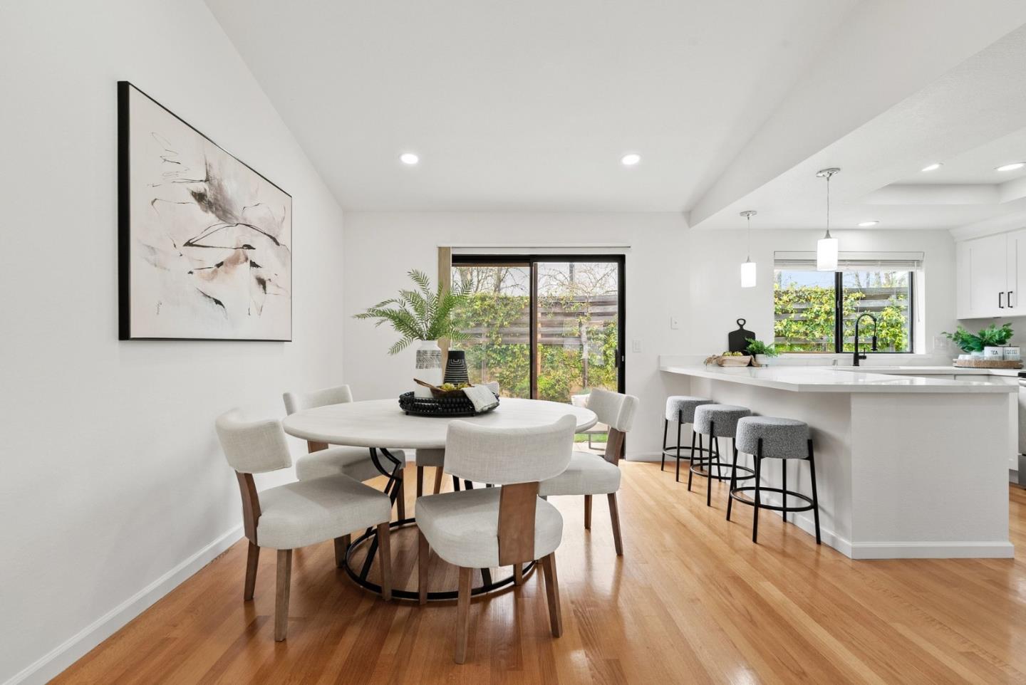 Detail Gallery Image 9 of 48 For 7242 Sharon Dr, San Jose,  CA 95129 - 3 Beds | 2 Baths