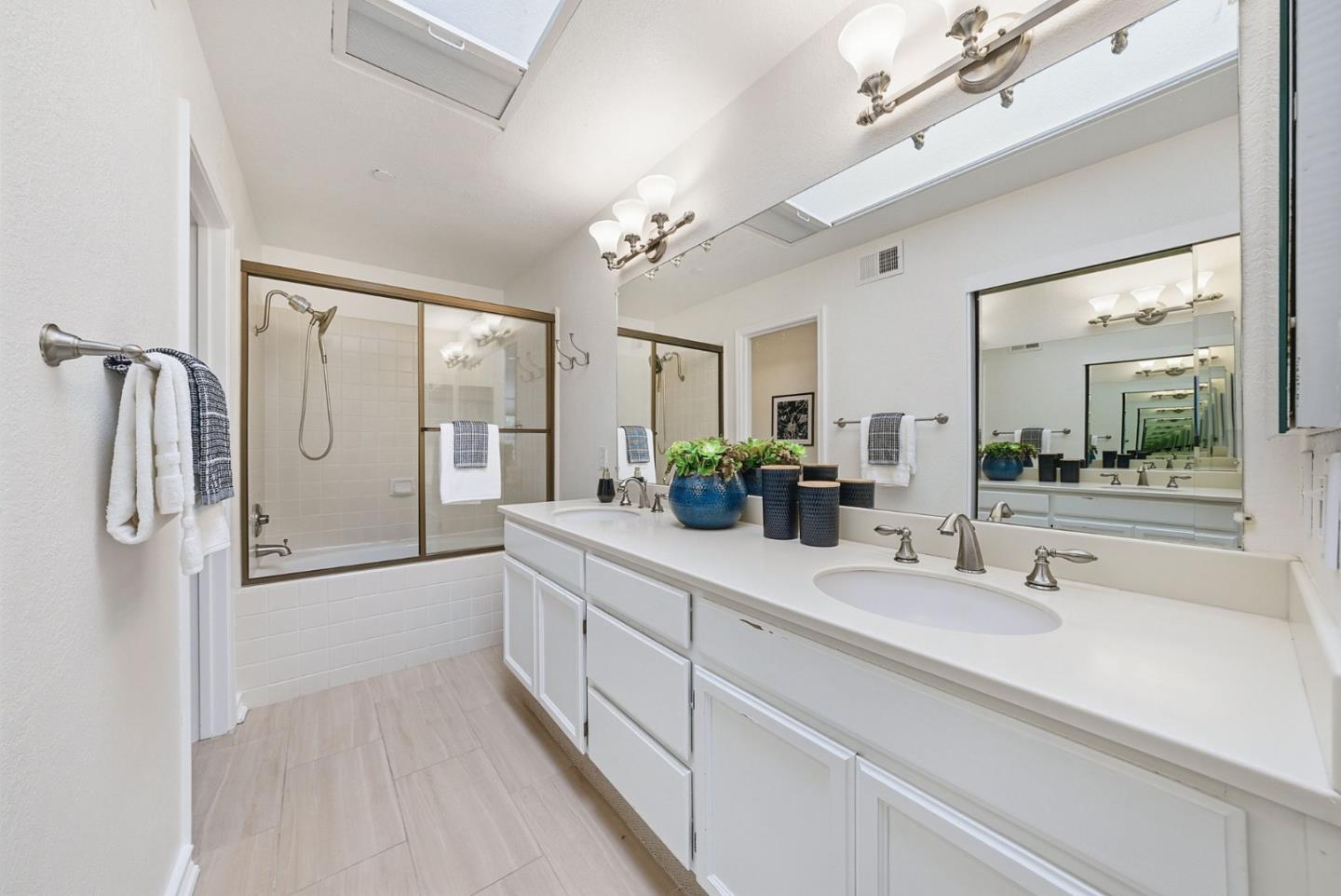 Photo #25: ML82038877 Listing: Photo #25