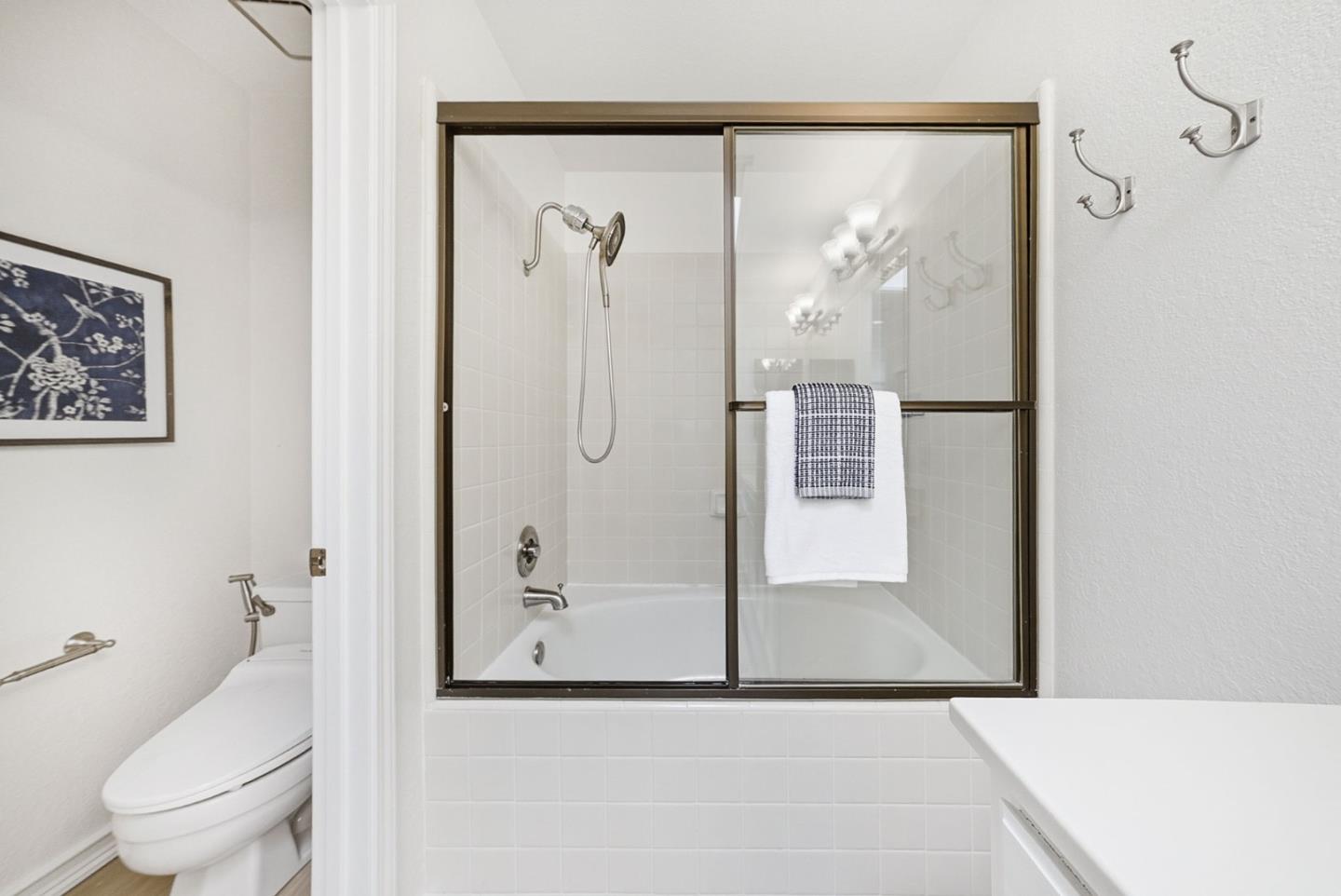 Photo #28: ML82038877 Listing: Photo #28