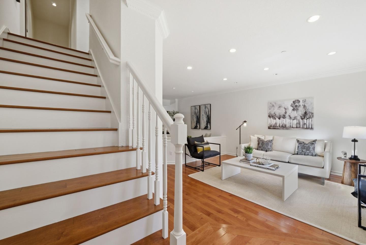 Photo #4: ML82038877 Listing: Photo #4