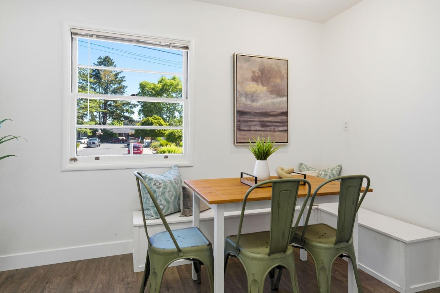 Detail Gallery Image 13 of 60 For 22389 Moyers St, Castro Valley,  CA 94546 - 3 Beds | 2 Baths