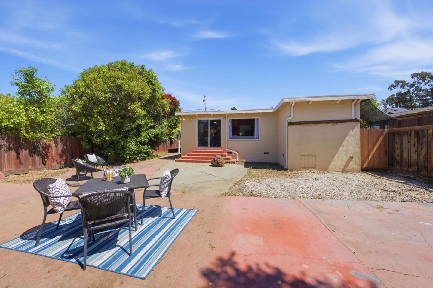 Detail Gallery Image 45 of 60 For 22389 Moyers St, Castro Valley,  CA 94546 - 3 Beds | 2 Baths