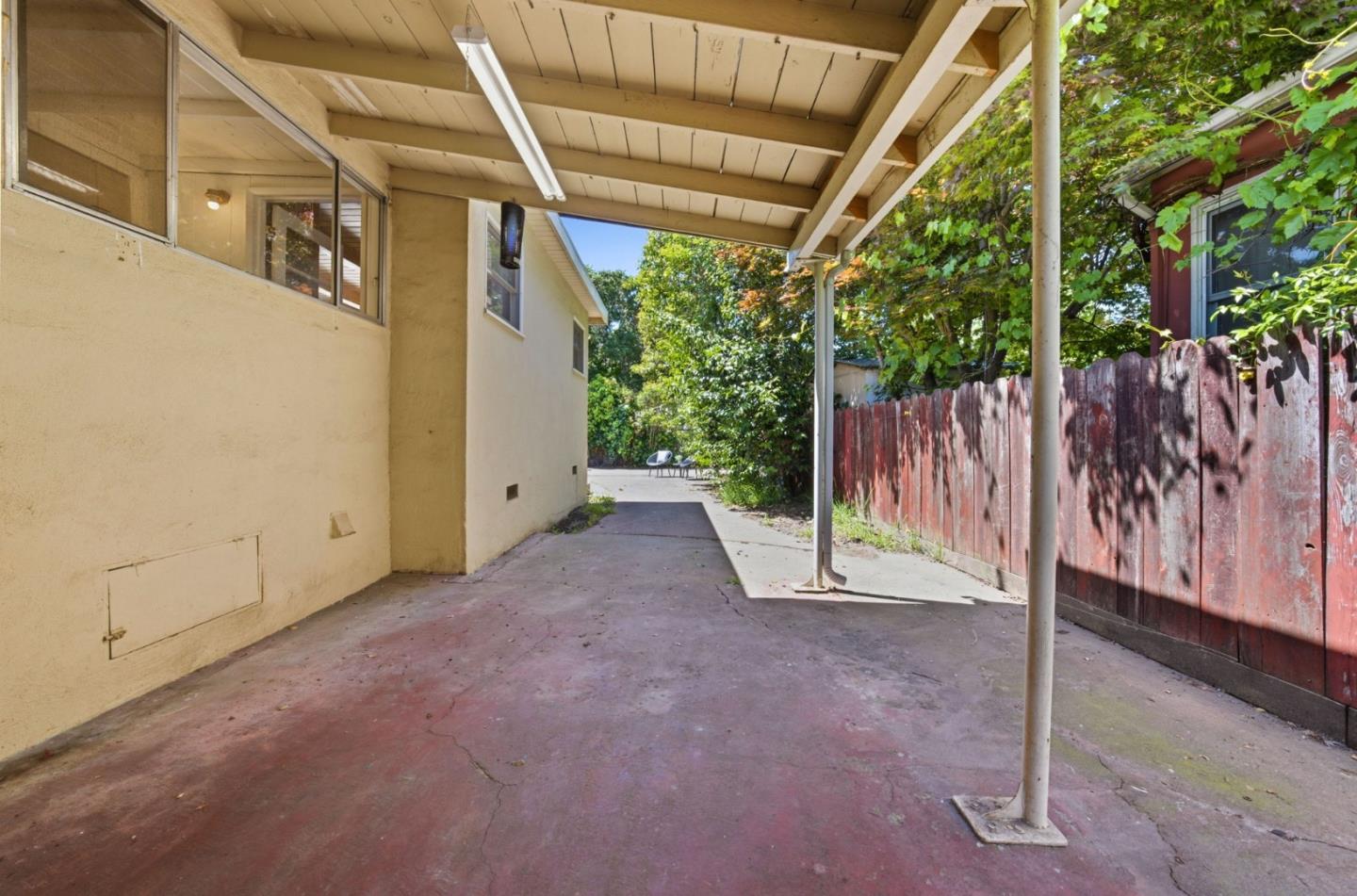 Detail Gallery Image 50 of 60 For 22389 Moyers St, Castro Valley,  CA 94546 - 3 Beds | 2 Baths