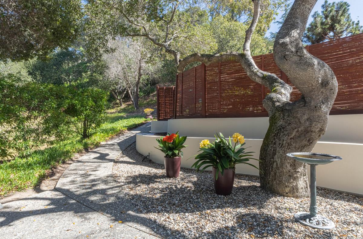 Detail Gallery Image 2 of 67 For 25207 Casiano Dr, Salinas,  CA 93908 - 4 Beds | 4 Baths