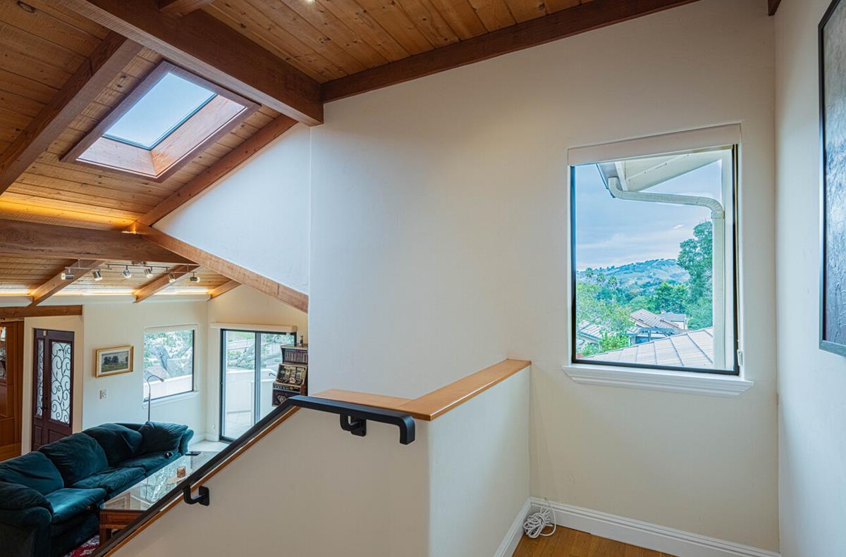 Detail Gallery Image 30 of 67 For 25207 Casiano Dr, Salinas,  CA 93908 - 4 Beds | 4 Baths