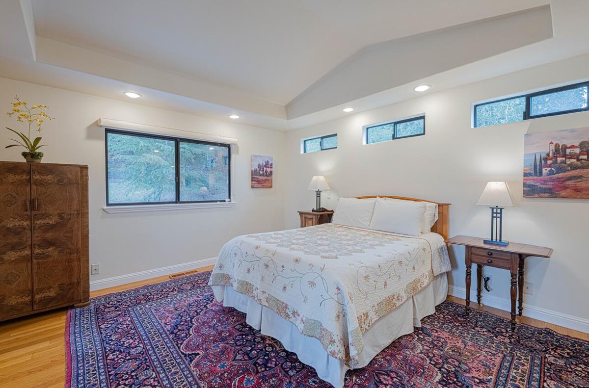 Detail Gallery Image 31 of 67 For 25207 Casiano Dr, Salinas,  CA 93908 - 4 Beds | 4 Baths