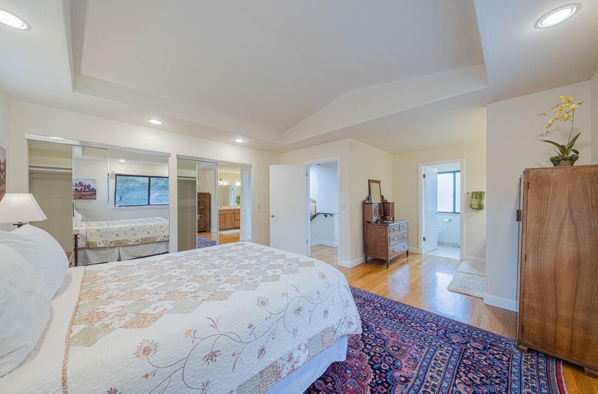 Detail Gallery Image 32 of 67 For 25207 Casiano Dr, Salinas,  CA 93908 - 4 Beds | 4 Baths