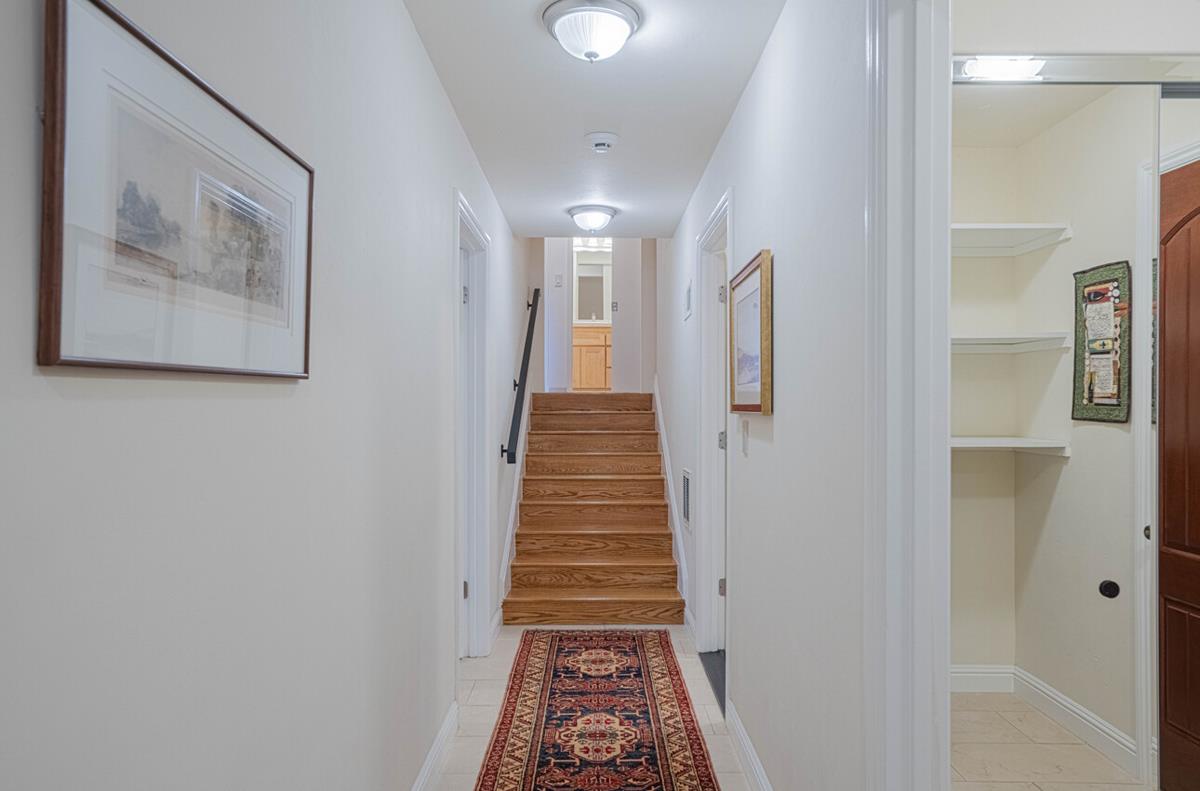 Detail Gallery Image 42 of 67 For 25207 Casiano Dr, Salinas,  CA 93908 - 4 Beds | 4 Baths