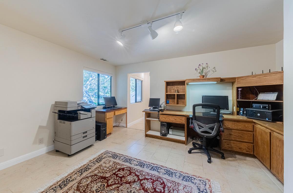 Detail Gallery Image 44 of 67 For 25207 Casiano Dr, Salinas,  CA 93908 - 4 Beds | 4 Baths