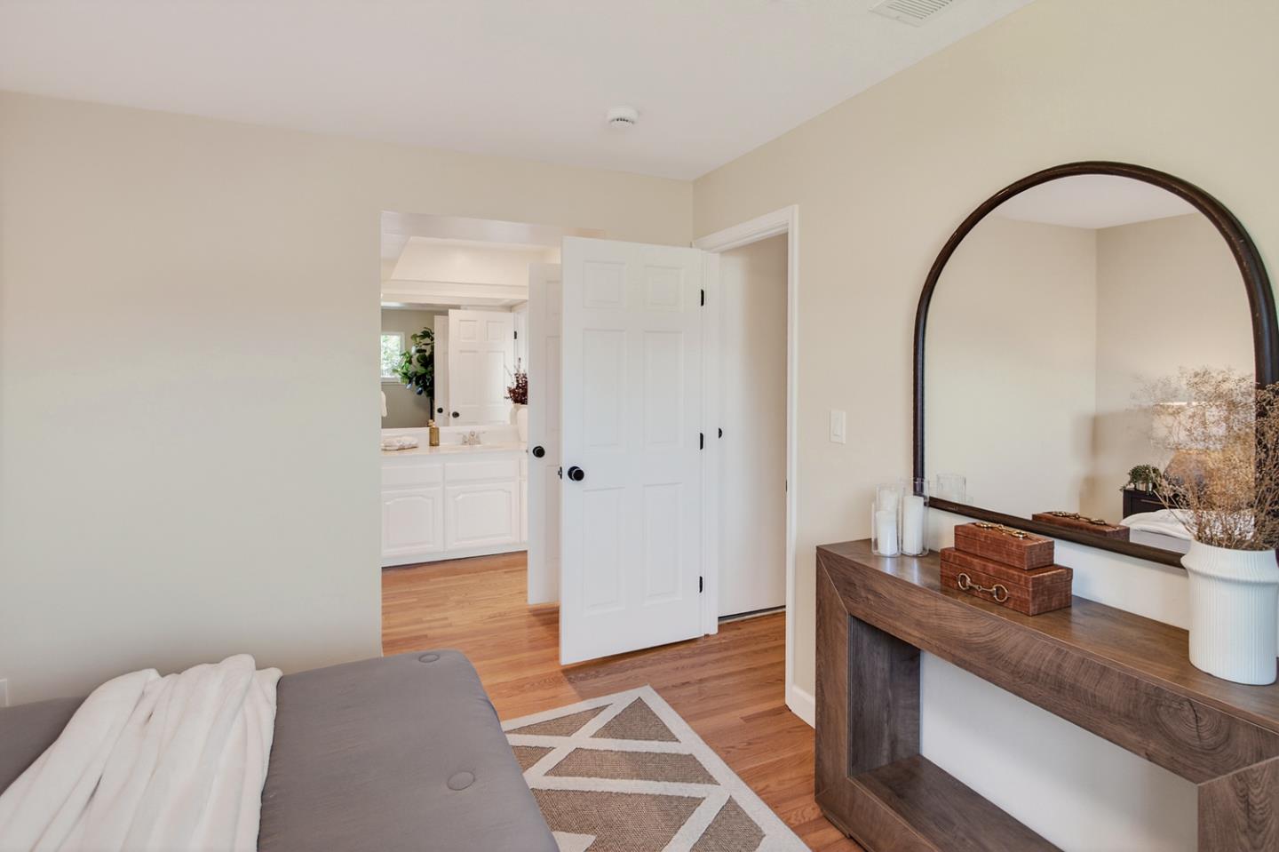 Detail Gallery Image 15 of 22 For 1565 Blackhawk Dr, Sunnyvale,  CA 94087 - 4 Beds | 3 Baths