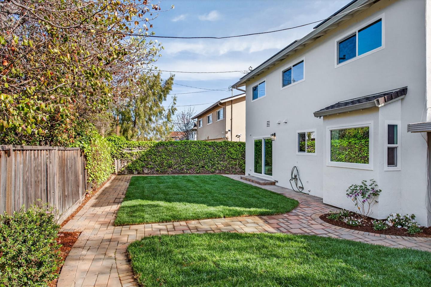 Detail Gallery Image 25 of 29 For 1565 Blackhawk Dr, Sunnyvale,  CA 94087 - 4 Beds | 3 Baths