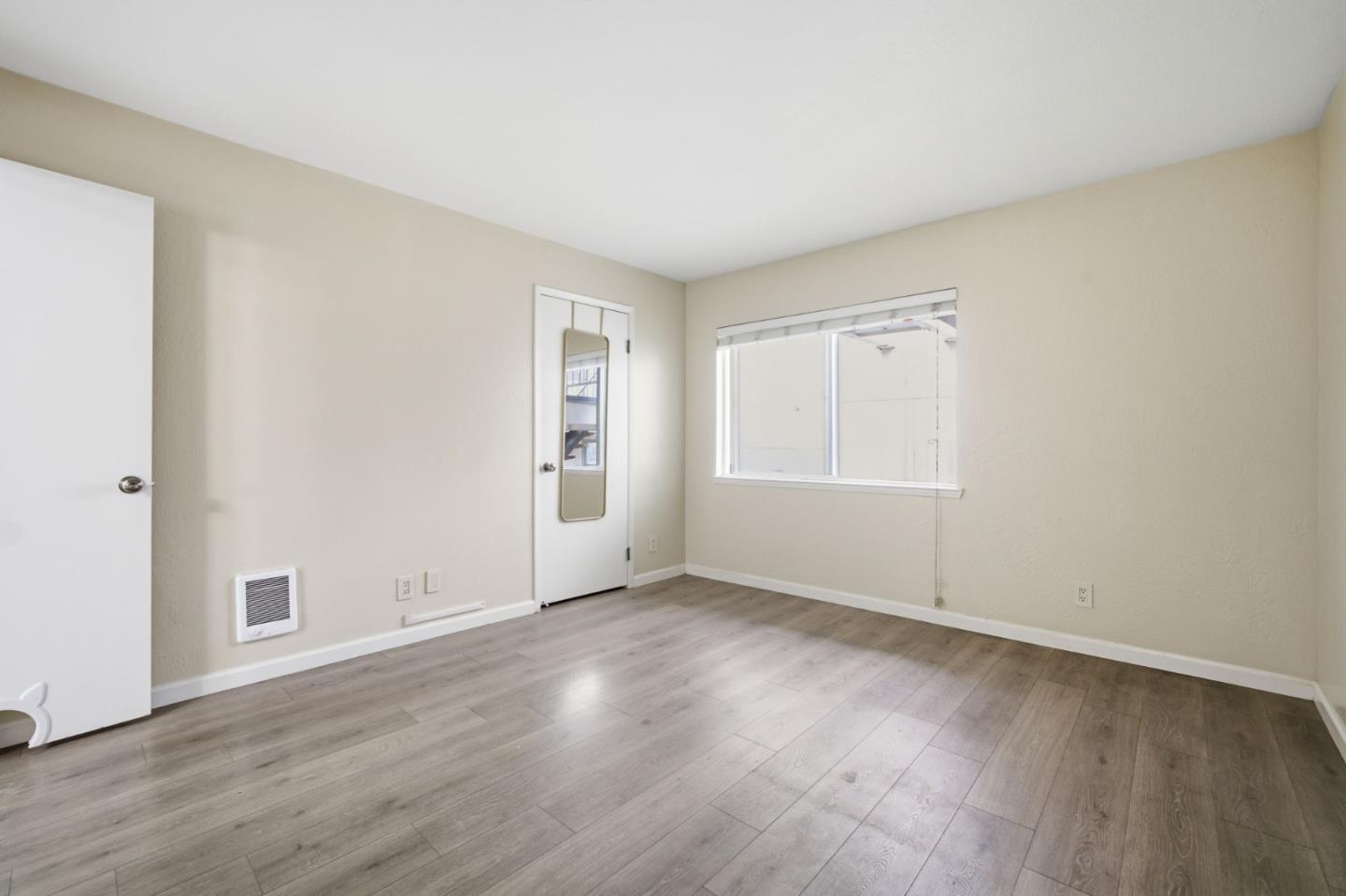 Detail Gallery Image 14 of 28 For 1 Appian Way #714-5,  South San Francisco,  CA 94080 - 1 Beds | 1 Baths