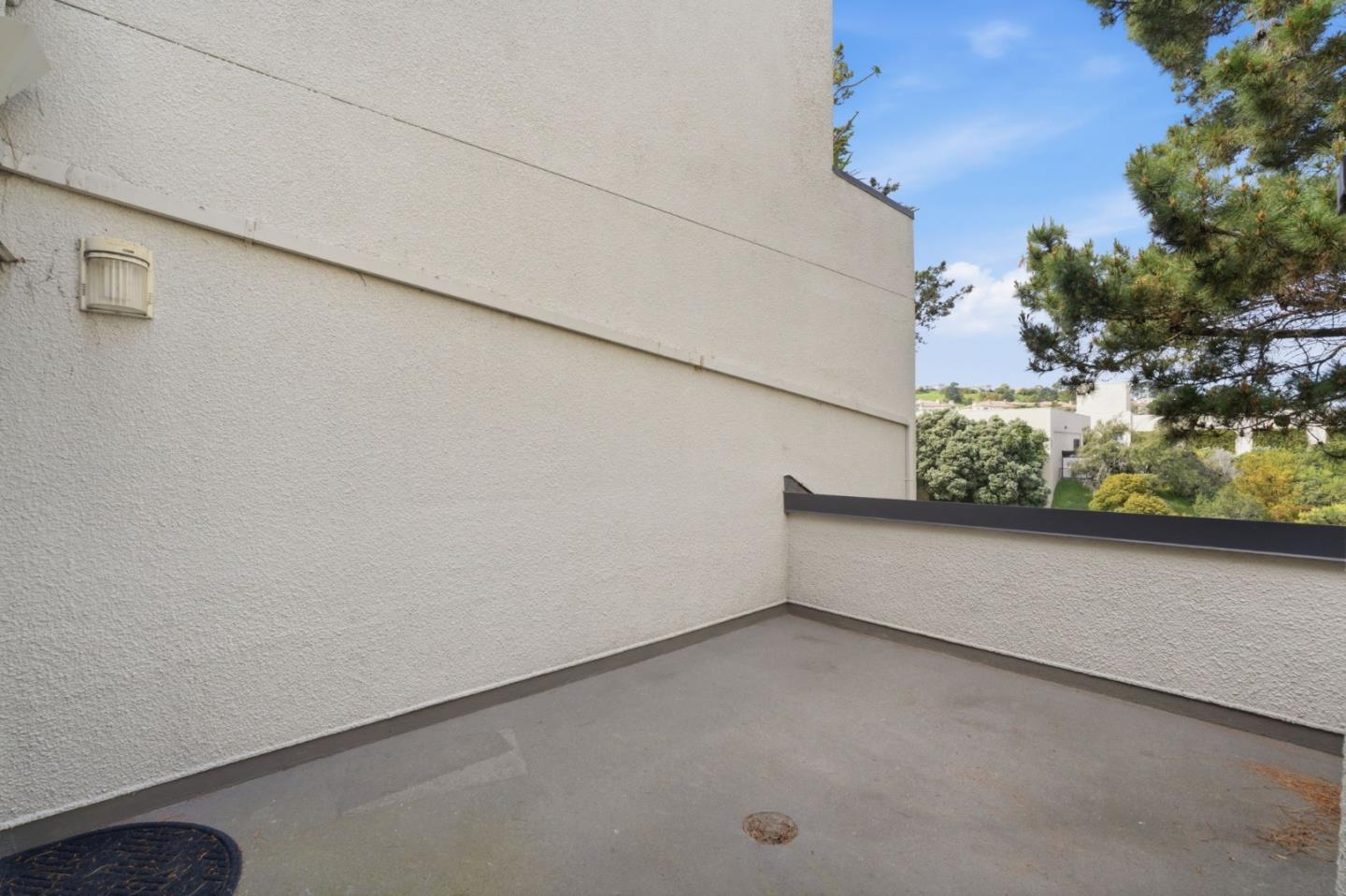 Detail Gallery Image 24 of 28 For 1 Appian Way #714-5,  South San Francisco,  CA 94080 - 1 Beds | 1 Baths