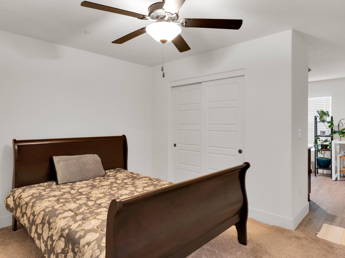 Detail Gallery Image 35 of 47 For 1672 Thistle Ln, Los Banos,  CA 93635 - 5 Beds | 3/1 Baths