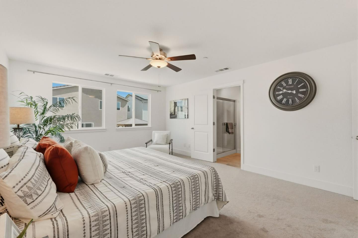 Detail Gallery Image 18 of 49 For 1207 Walker Peak Way, Hollister,  CA 95023 - 3 Beds | 2/1 Baths