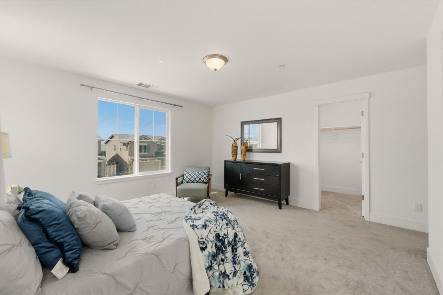 Detail Gallery Image 24 of 49 For 1207 Walker Peak Way, Hollister,  CA 95023 - 3 Beds | 2/1 Baths