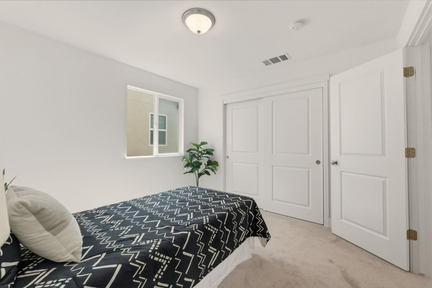 Detail Gallery Image 28 of 49 For 1207 Walker Peak Way, Hollister,  CA 95023 - 3 Beds | 2/1 Baths