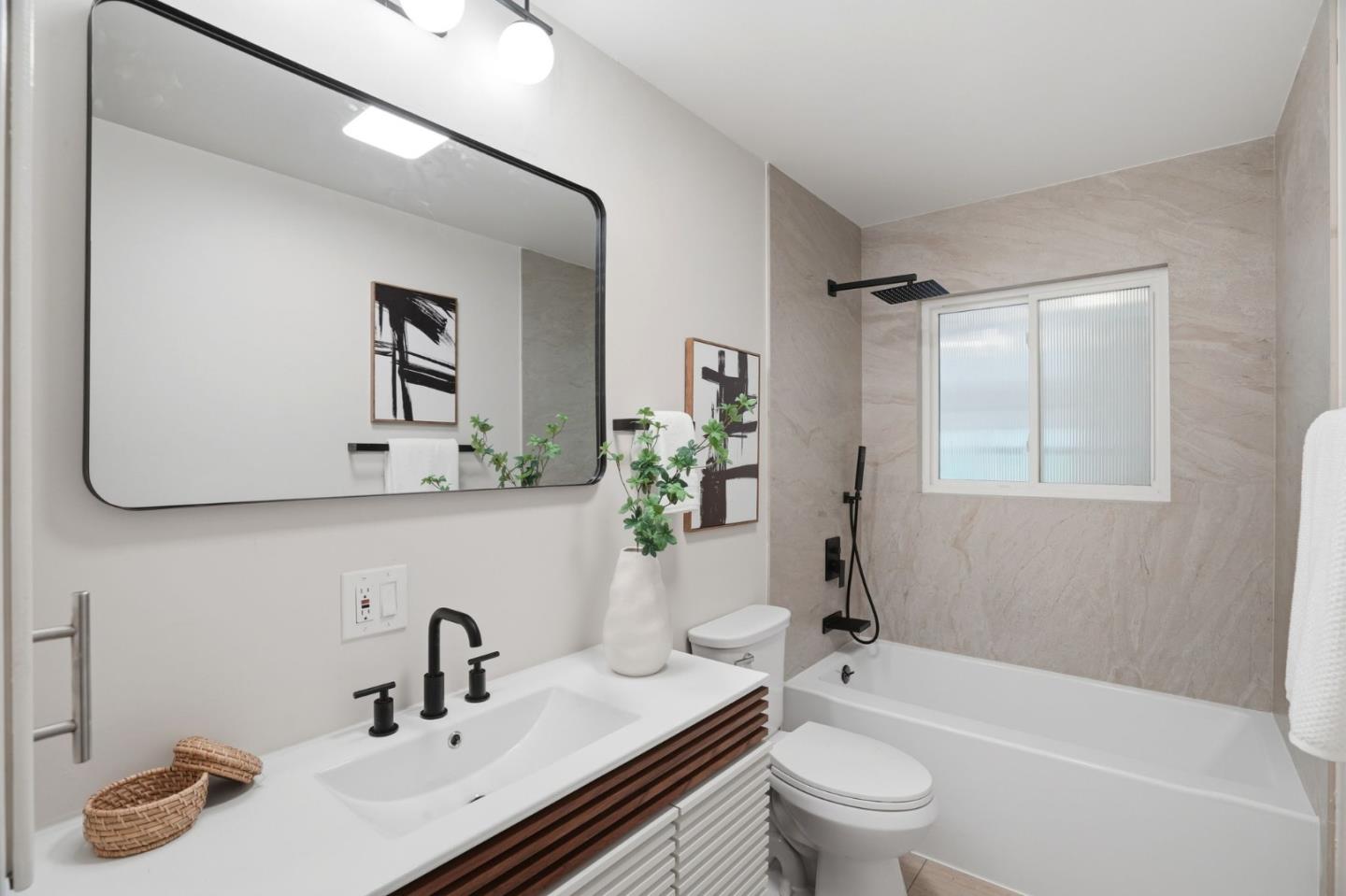 Detail Gallery Image 19 of 66 For 500 Kiely Blvd, Santa Clara,  CA 95051 - 4 Beds | 2 Baths