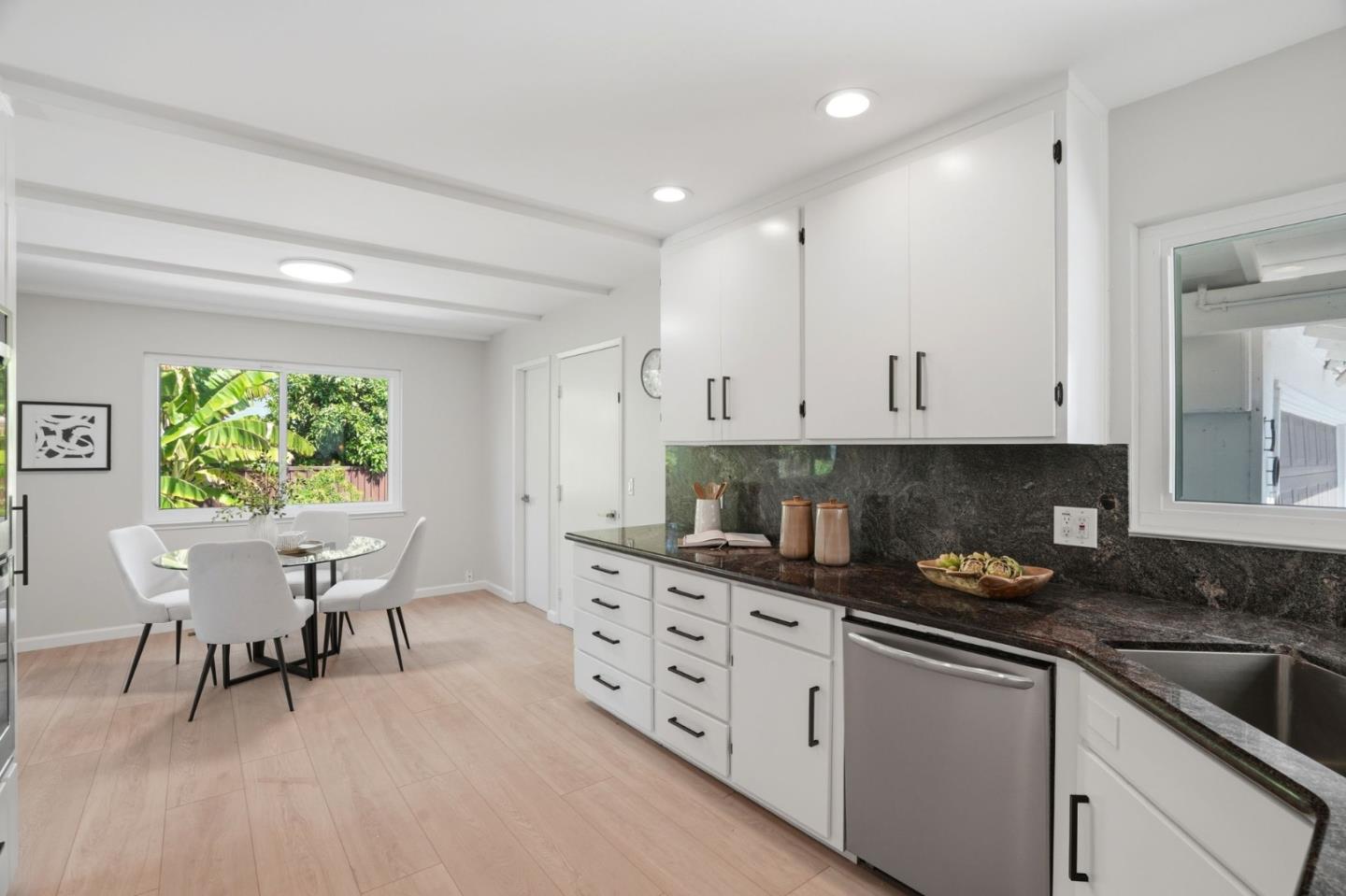 Detail Gallery Image 25 of 66 For 500 Kiely Blvd, Santa Clara,  CA 95051 - 4 Beds | 2 Baths