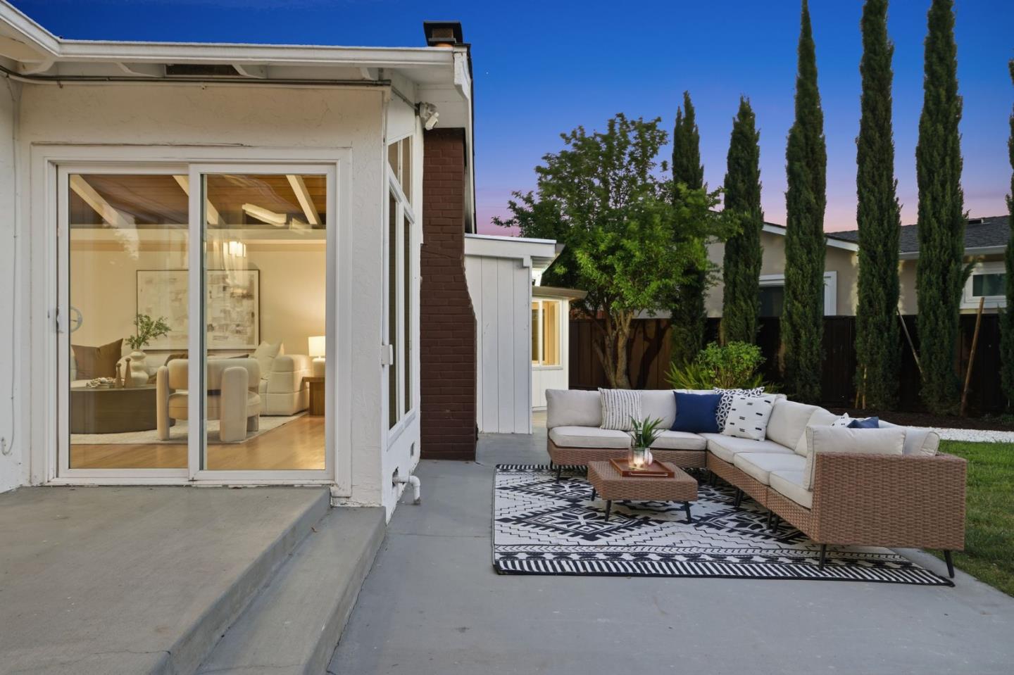 Detail Gallery Image 41 of 66 For 500 Kiely Blvd, Santa Clara,  CA 95051 - 4 Beds | 2 Baths