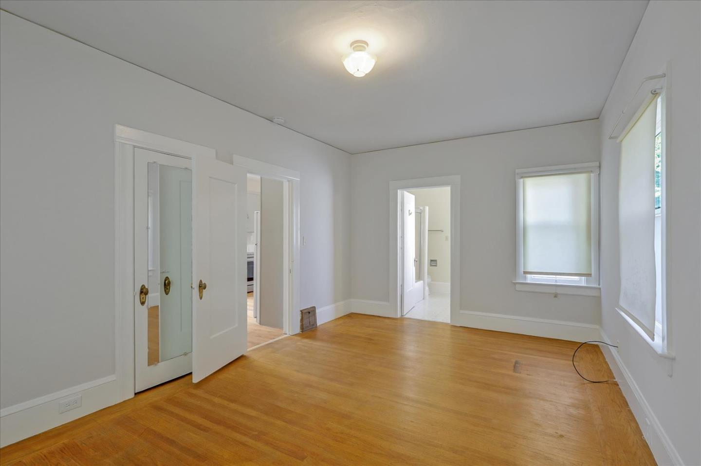 Detail Gallery Image 18 of 30 For 422 Vernon St, Oakland,  CA 94610 - 2 Beds | 1 Baths