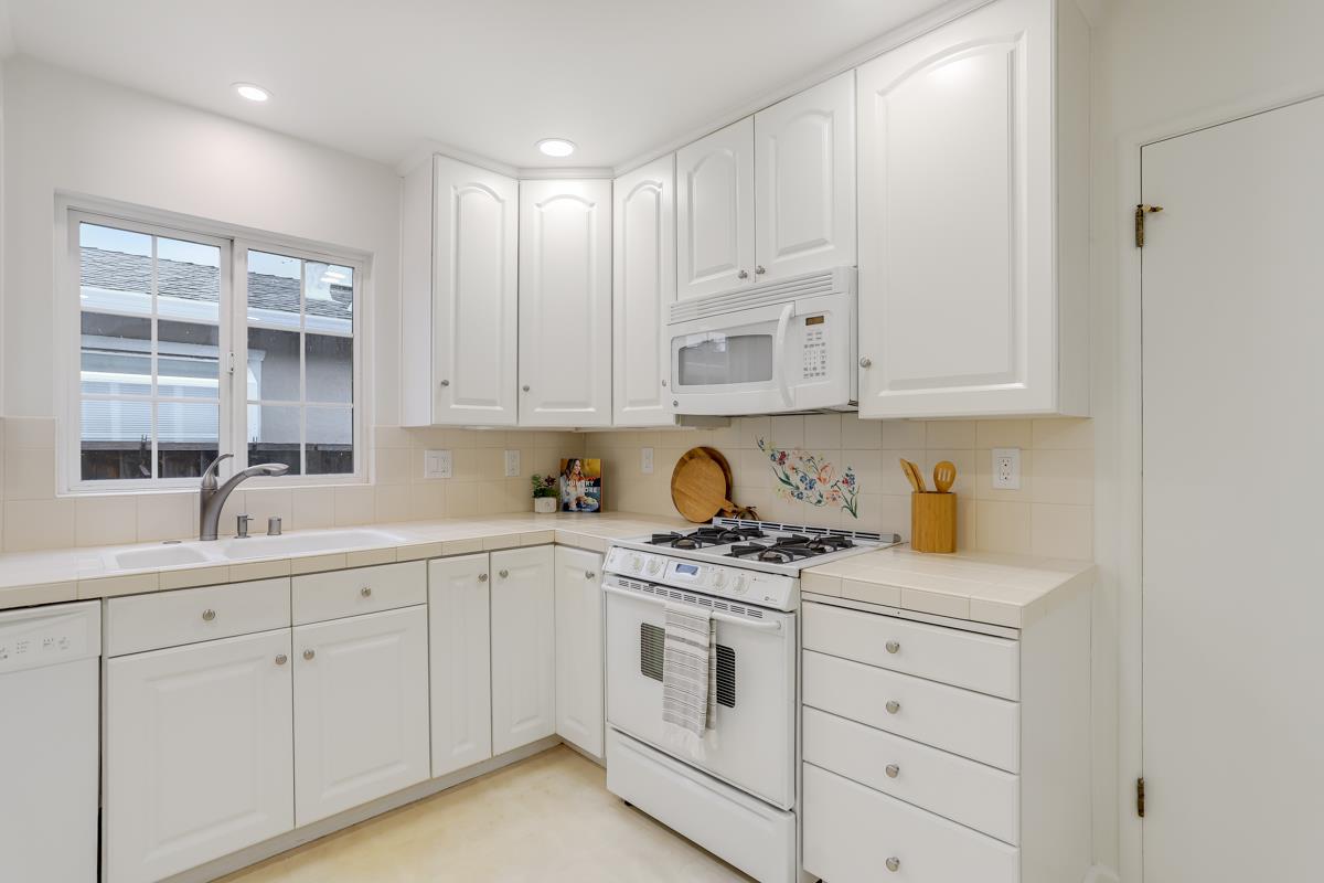 Detail Gallery Image 15 of 33 For 3471 San Marcos Way, Santa Clara,  CA 95051 - 3 Beds | 2 Baths