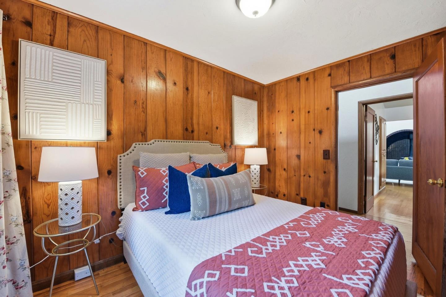 Detail Gallery Image 29 of 61 For 12861 Foothill Ln, Saratoga,  CA 95070 - 3 Beds | 2 Baths