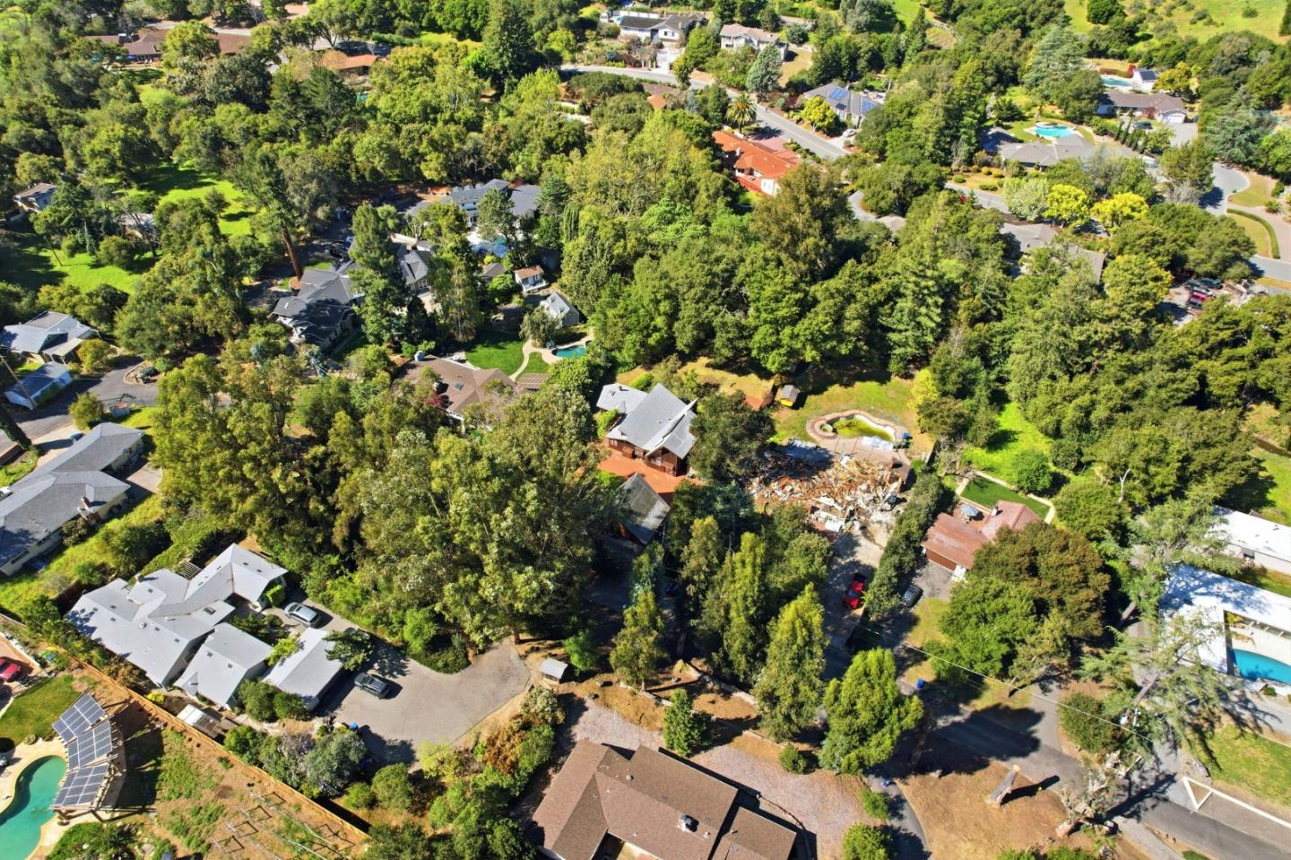 Detail Gallery Image 56 of 61 For 12861 Foothill Ln, Saratoga,  CA 95070 - 3 Beds | 2 Baths