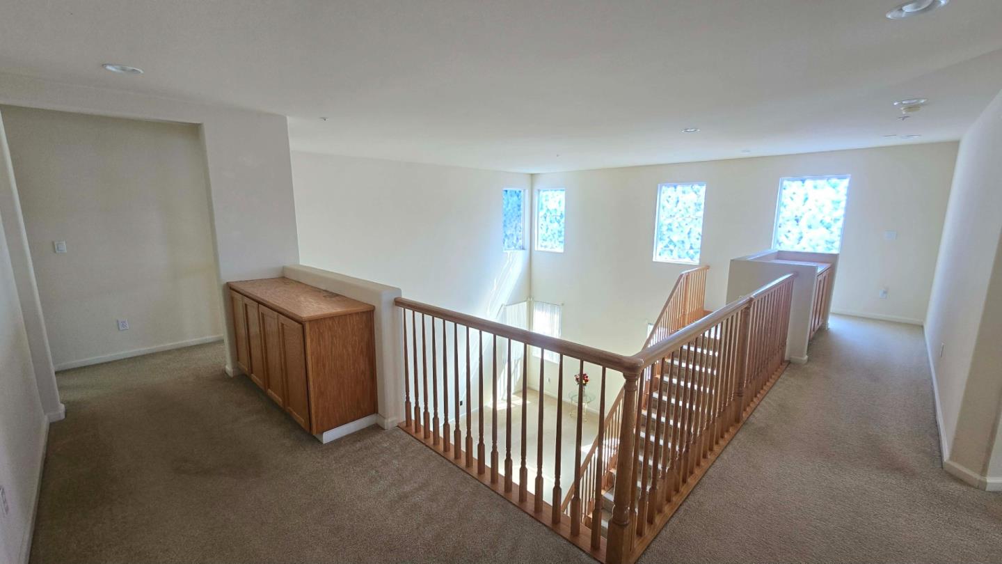 Detail Gallery Image 12 of 28 For 138 Spikerush Cir, American Canyon,  CA 94503 - 5 Beds | 3 Baths