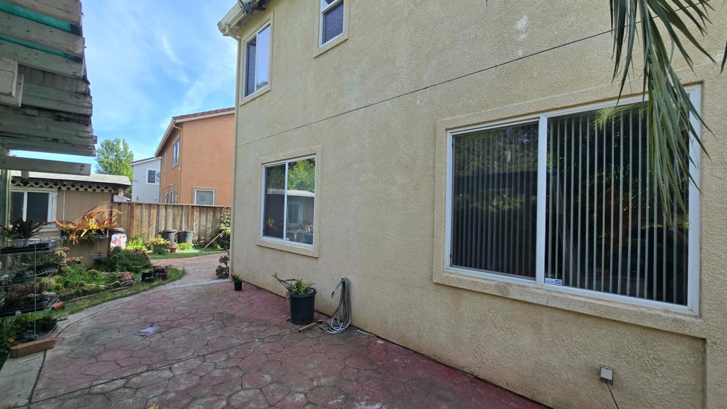 Detail Gallery Image 25 of 28 For 138 Spikerush Cir, American Canyon,  CA 94503 - 5 Beds | 3 Baths