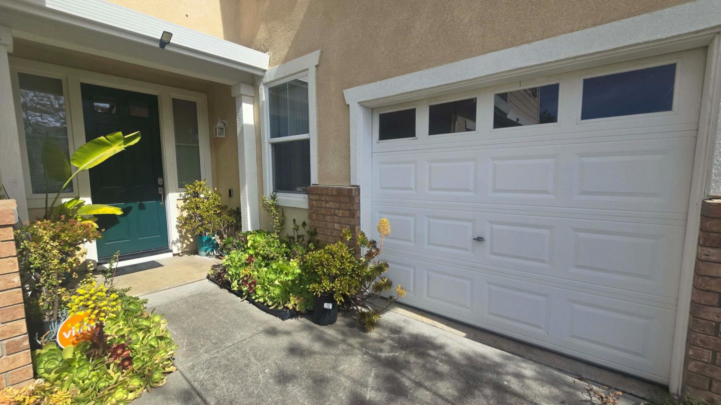 Detail Gallery Image 4 of 28 For 138 Spikerush Cir, American Canyon,  CA 94503 - 5 Beds | 3 Baths