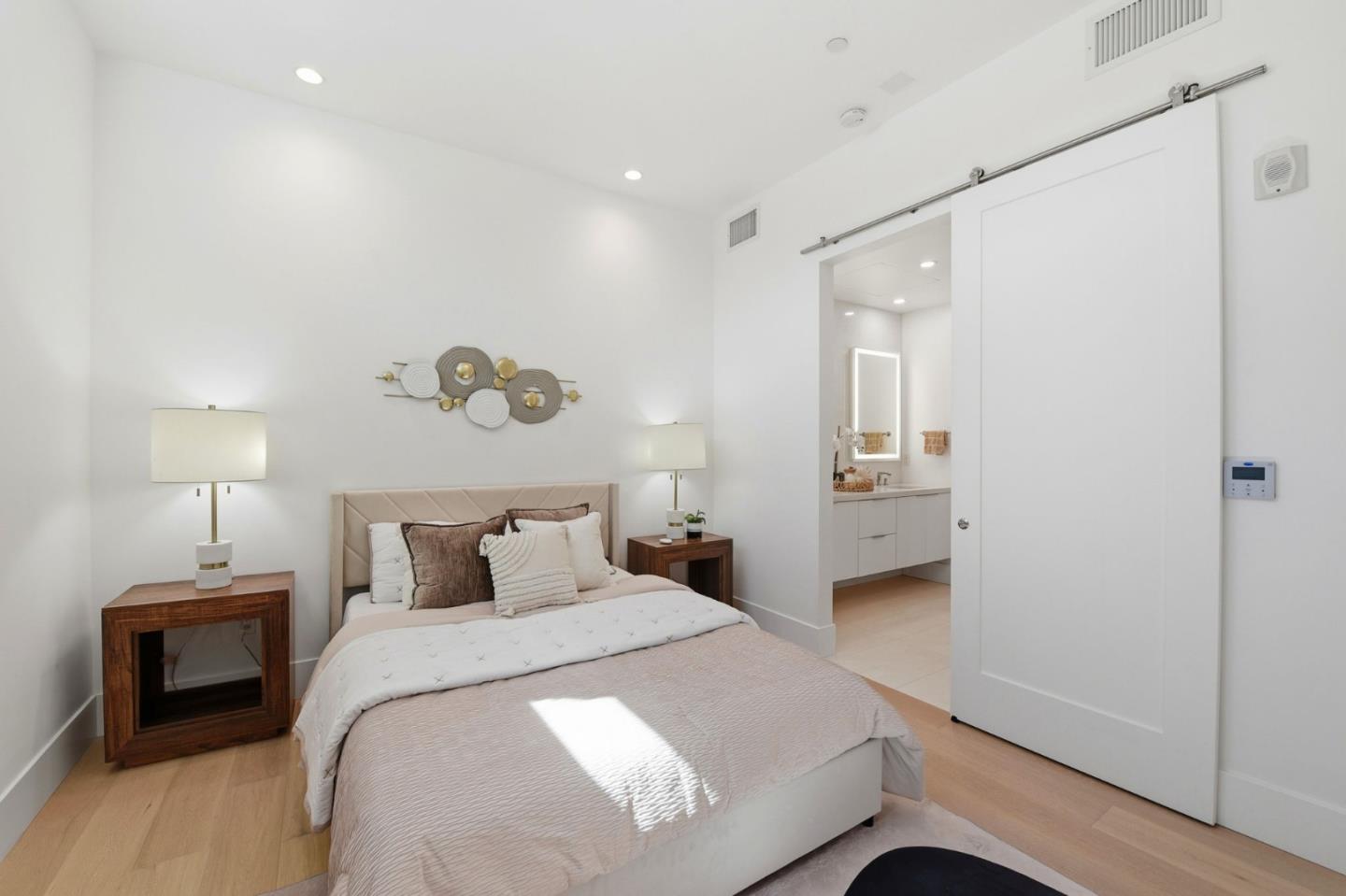 Photo #24: ML82038899 Listing: Photo #24