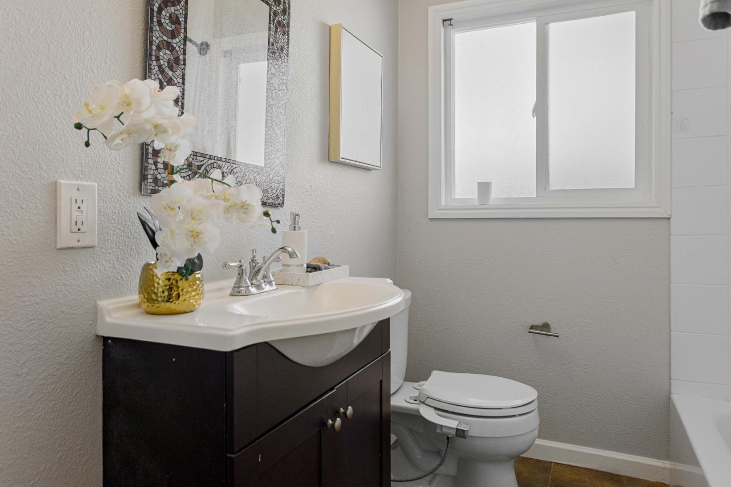 Detail Gallery Image 18 of 25 For 151 Magellan Ave, San Jose,  CA 95116 - 2 Beds | 1 Baths