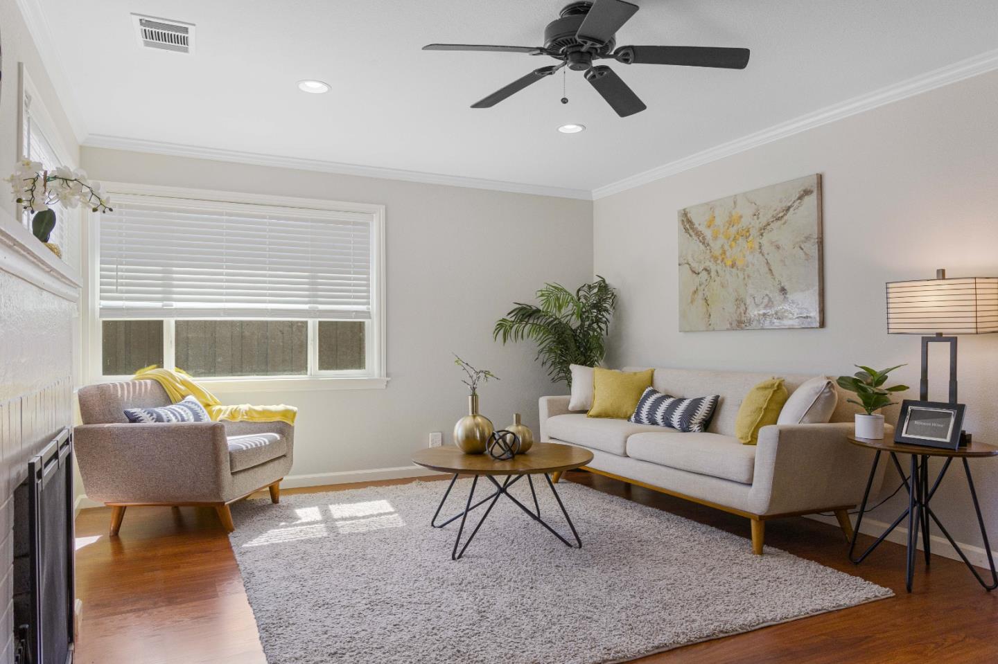 Detail Gallery Image 4 of 25 For 151 Magellan Ave, San Jose,  CA 95116 - 2 Beds | 1 Baths