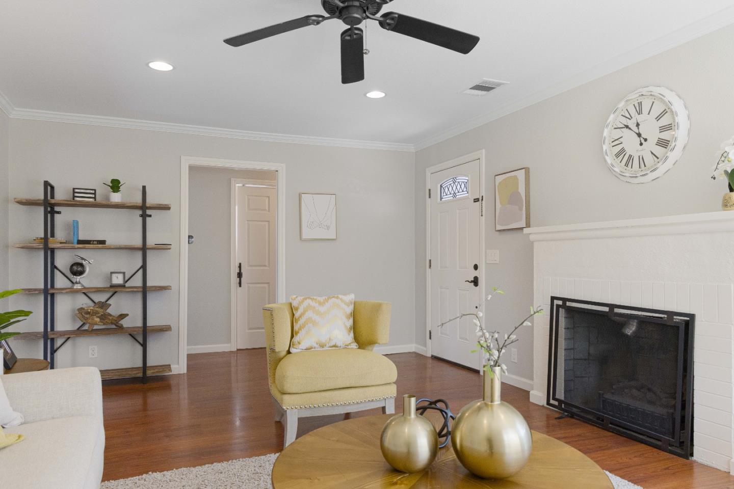 Detail Gallery Image 5 of 25 For 151 Magellan Ave, San Jose,  CA 95116 - 2 Beds | 1 Baths