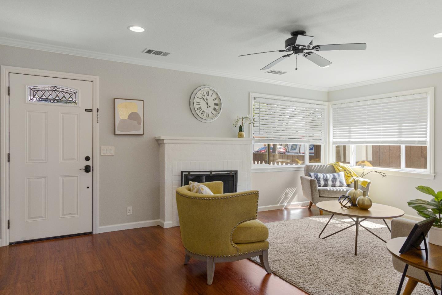 Detail Gallery Image 7 of 25 For 151 Magellan Ave, San Jose,  CA 95116 - 2 Beds | 1 Baths