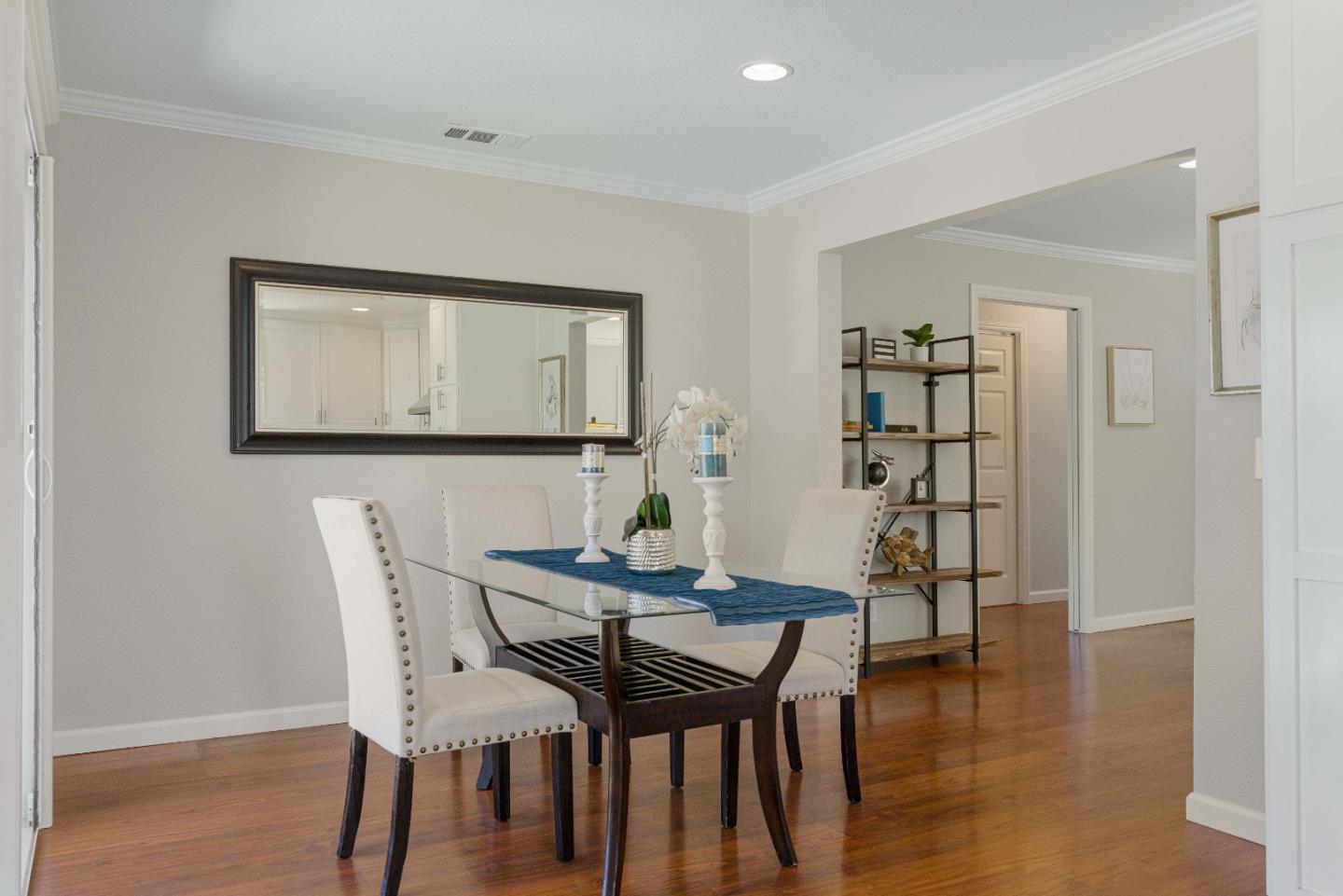 Detail Gallery Image 8 of 25 For 151 Magellan Ave, San Jose,  CA 95116 - 2 Beds | 1 Baths