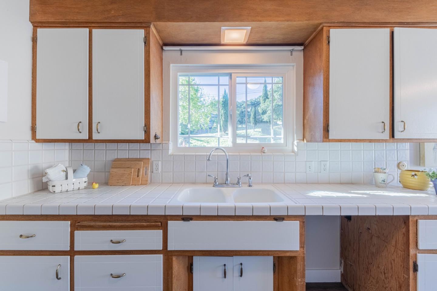 Detail Gallery Image 13 of 45 For 3585 Viola Dr, Aromas,  CA 95004 - 3 Beds | 2 Baths