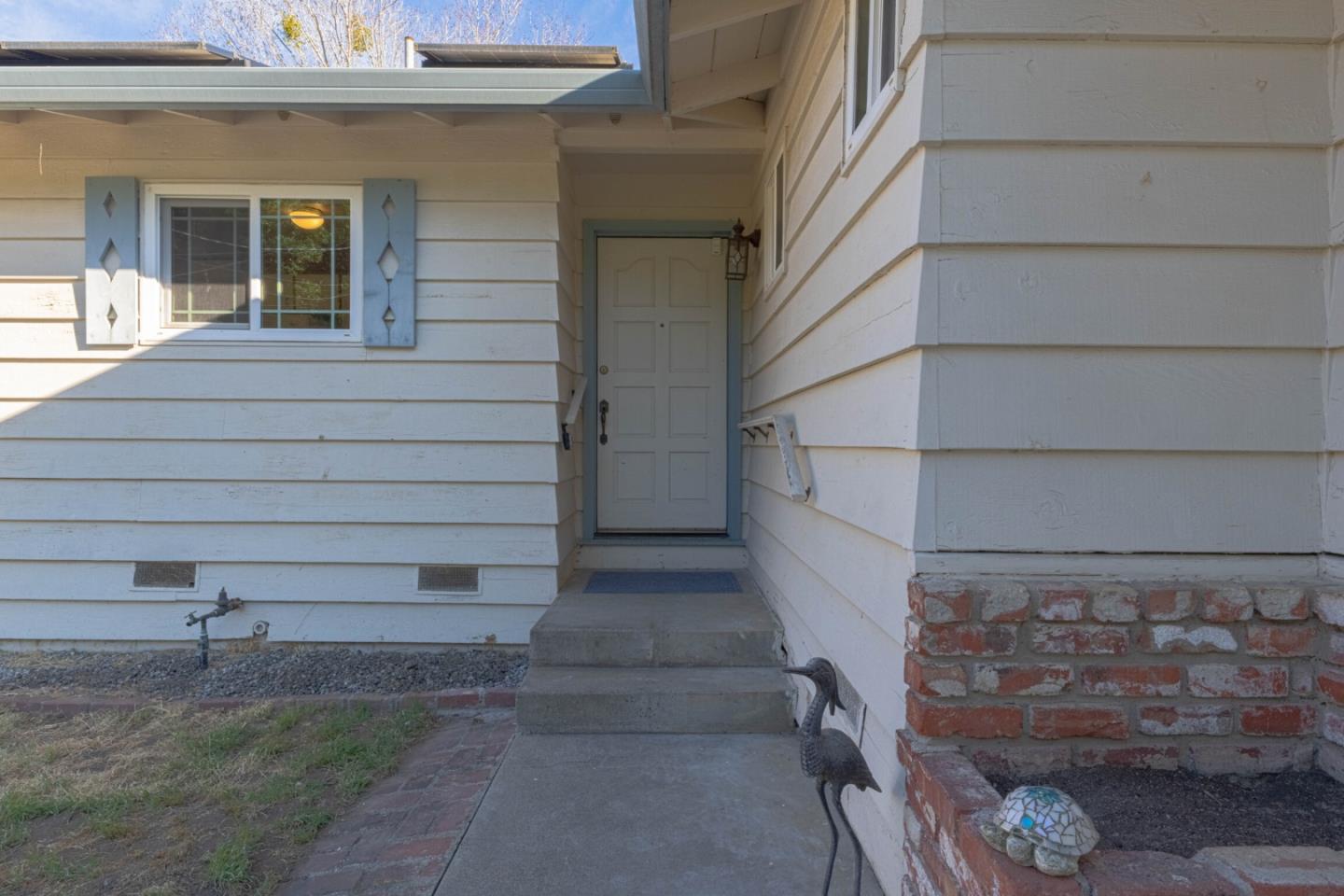 Detail Gallery Image 2 of 45 For 3585 Viola Dr, Aromas,  CA 95004 - 3 Beds | 2 Baths