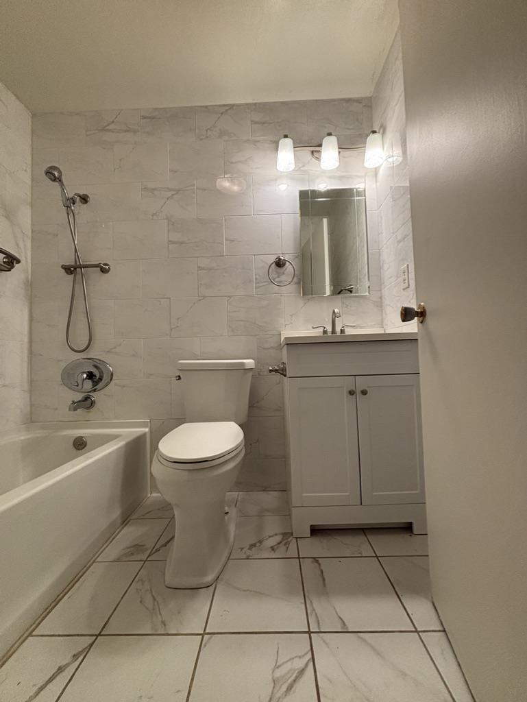 Detail Gallery Image 14 of 20 For 2205 Lemontree Way #3,  Antioch,  CA 94509 - 2 Beds | 1 Baths