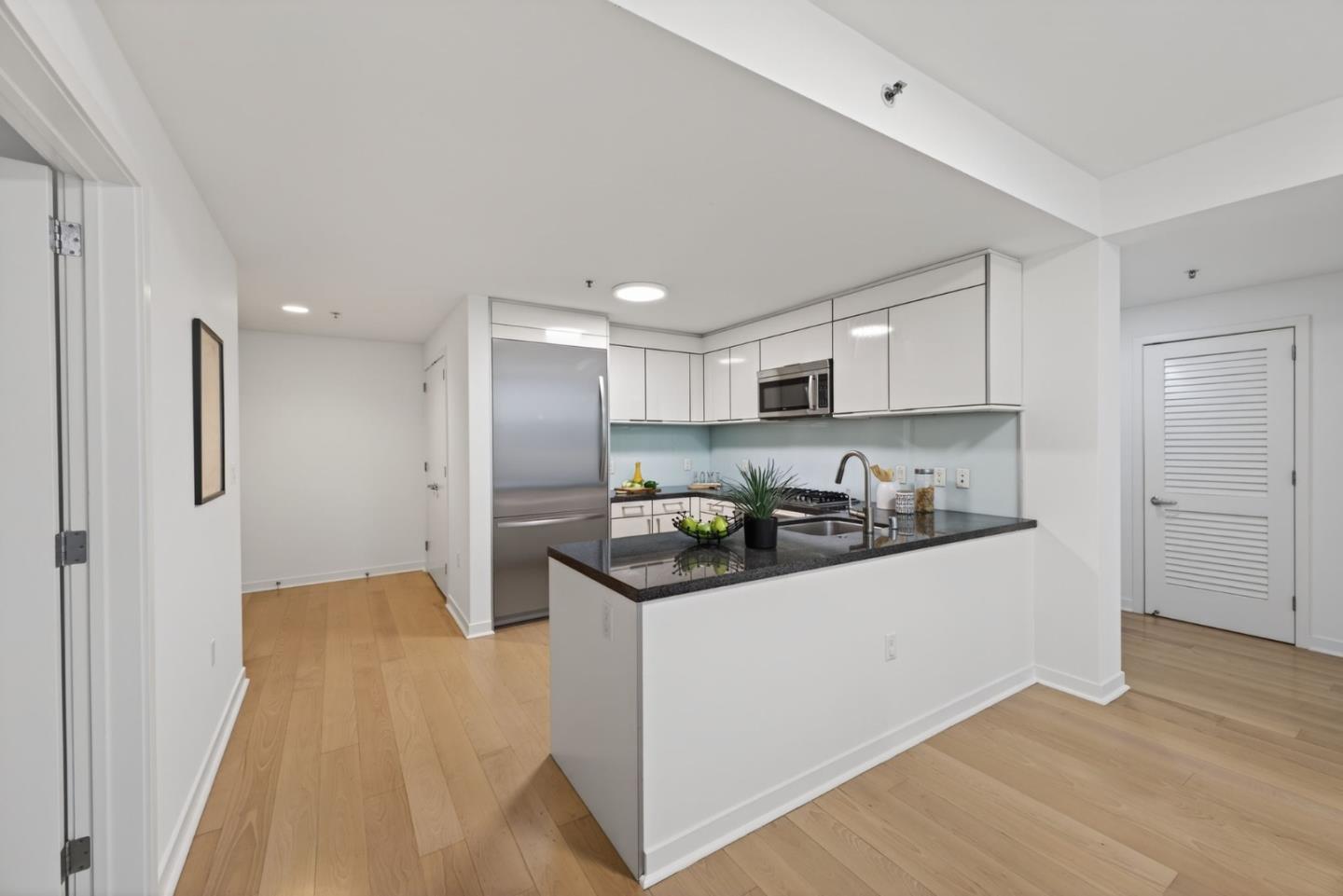 Detail Gallery Image 4 of 41 For 338 Spear St 3a,  San Francisco,  CA 94105 - 2 Beds | 2 Baths
