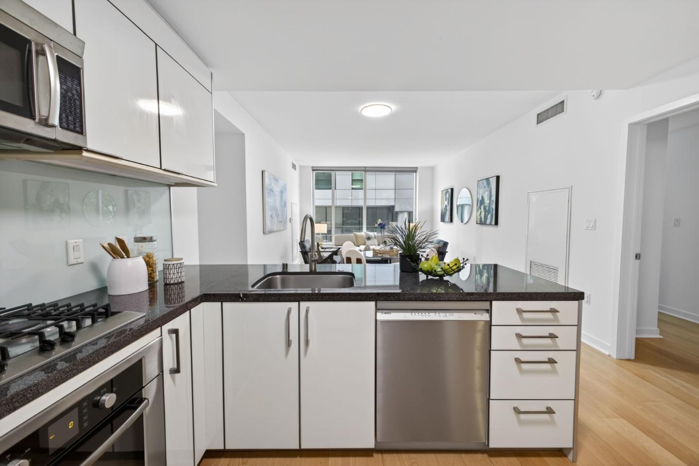 Detail Gallery Image 6 of 41 For 338 Spear St 3a,  San Francisco,  CA 94105 - 2 Beds | 2 Baths